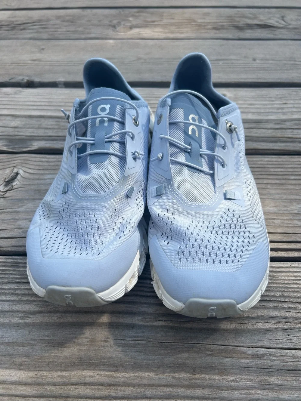 EUC Women’s On Cloud 5 Coast Trail Road Running Shoes Light Blue